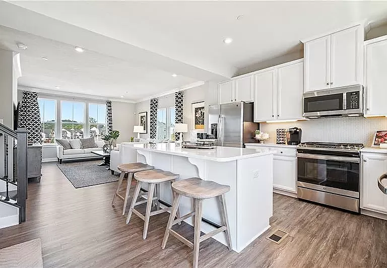 3000 Olivetre Dr — Photo 5