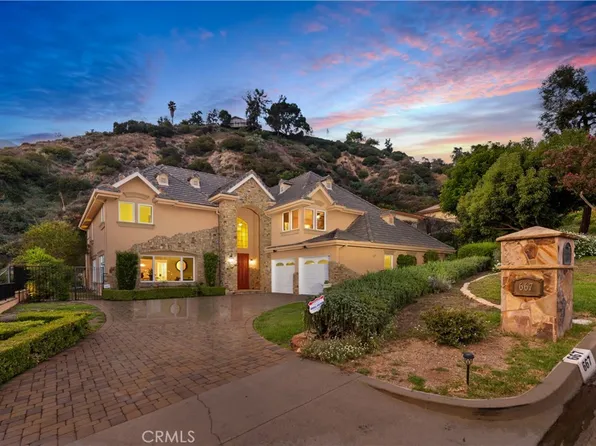 667 Camillo Rd, Sierra Madre, CA 91024