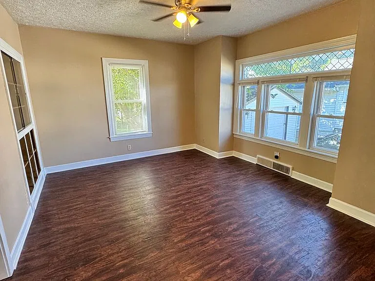 119 Olive St — Photo 10