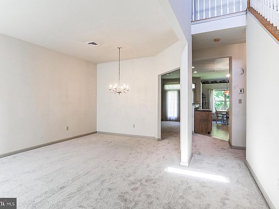 4th image of 5311 Cobblestone Dr