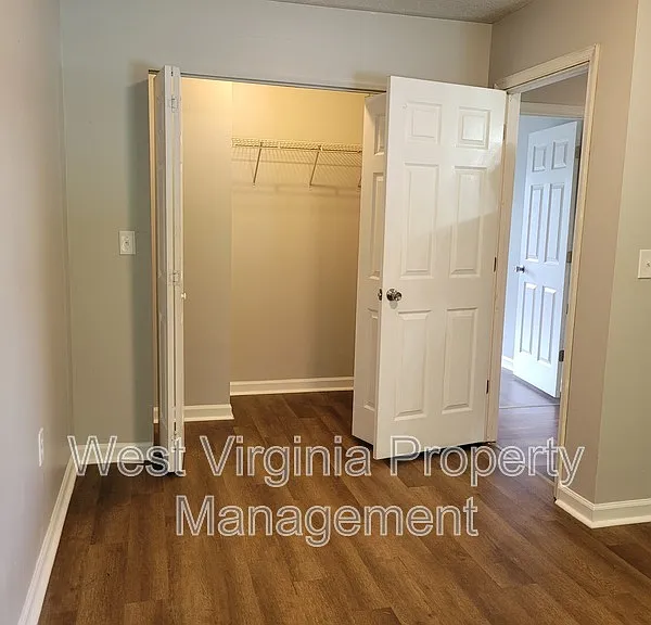 3751 Summerlee Rd #11 — Photo 9