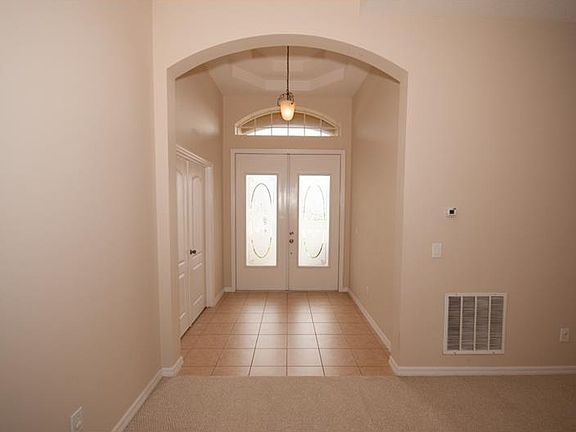 2nd image of 268 Porchester Dr