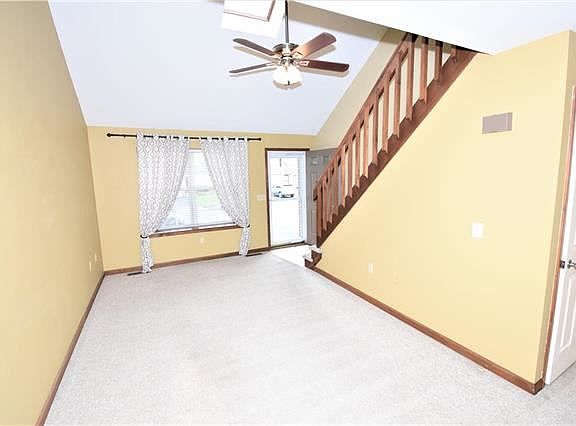 3rd image of 2761 Tamlynn Ln