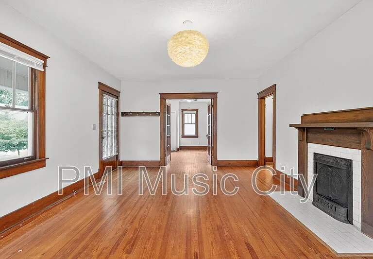 1609 Shelby Ave — Photo 14