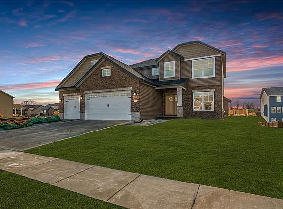 2nd image of 204 Ellington Ct