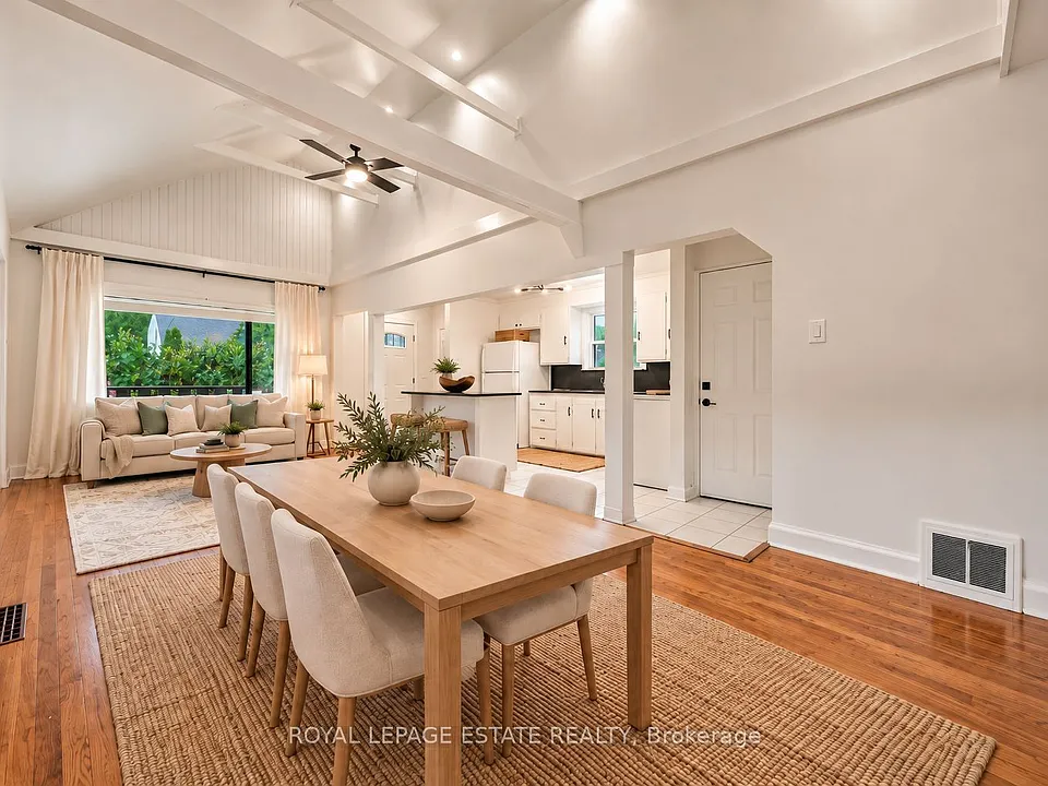 17 Arden Cres #UPPER