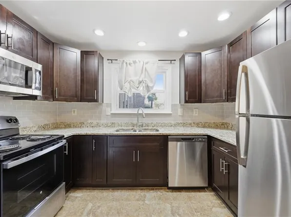5002 Amboy Ct, Virginia Beach, VA 23462
