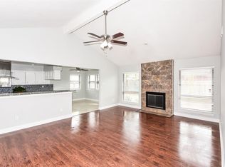 6831 Addicks Clodine Rd, Houston, TX 77083