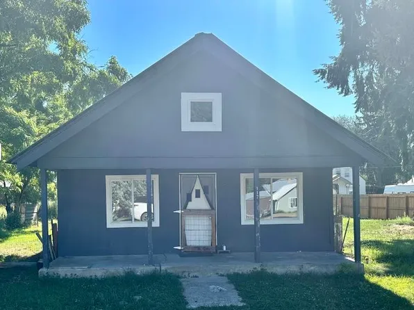 117 S 8th St, Ione, WA 99139