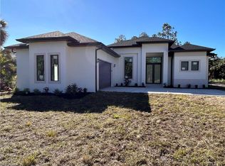 490 39th Ave NE, Naples, FL 34120