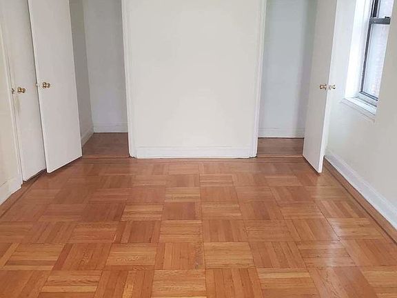 5th image of 55 Linden Blvd APT 3D