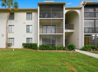 1871 Pine Ridge Way W APT E1, Palm Harbor, FL 34684