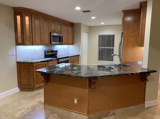 924 NW Spruce Ridge Dr, Stuart, FL 34994