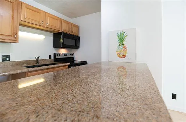 2136 Konou Pl — Photo 11