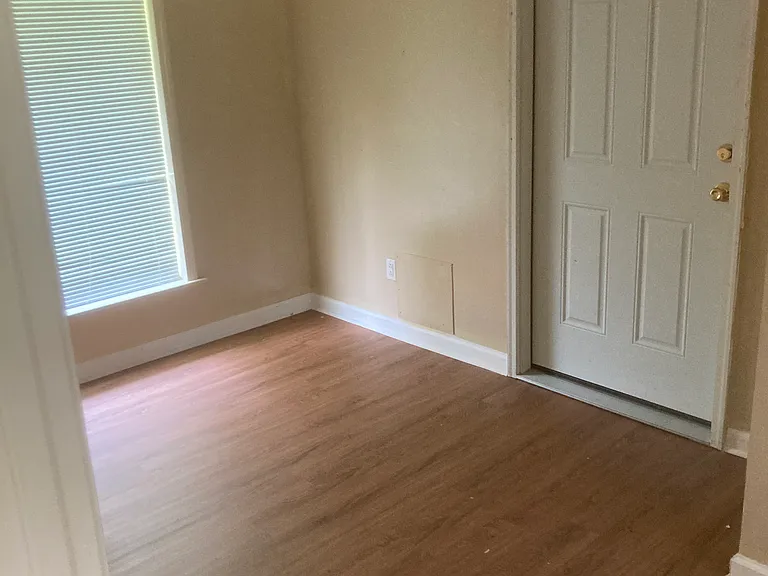10057 Mount Temple Church Rd #B — Photo 11