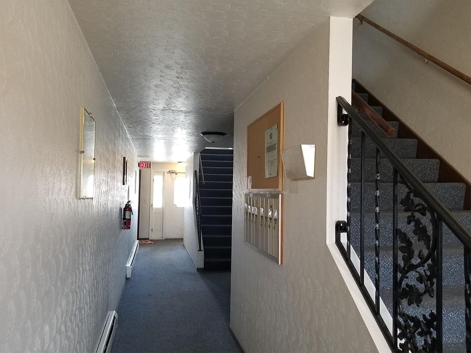 Building Photo 3