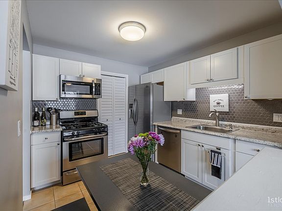5th image of 216 Driftwood Ln Unit C2