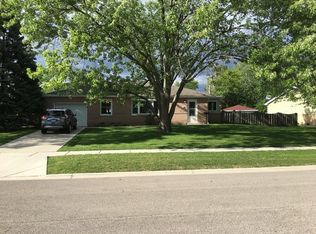 290 Kingman Ln, Hoffman Estates, IL