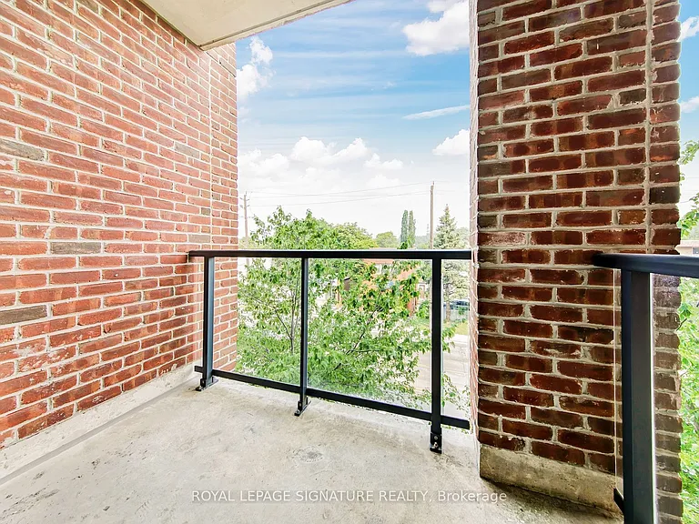 25 Earlington Ave #307 — Photo 17