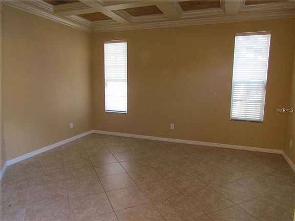 5th image of 5024 Coveview Dr