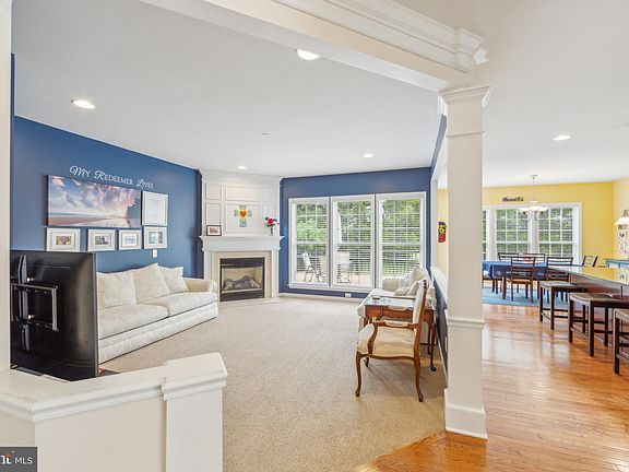 3rd image of 46 N Calder Way