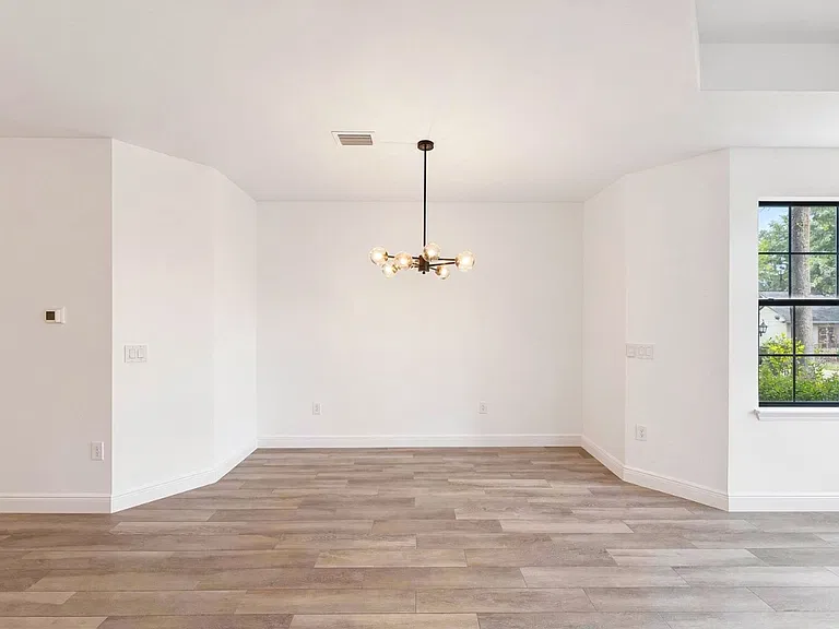 2295 Marquesa Cir — Photo 3