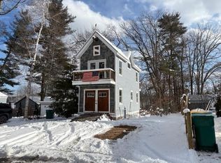 11 Dulcies Point Rd, Kingston, NH 03848