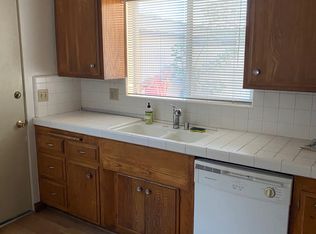 607 Quincy Ave, Long Beach, CA 90814