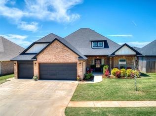 4709 Mustang Park Blvd, Mustang, OK 73064