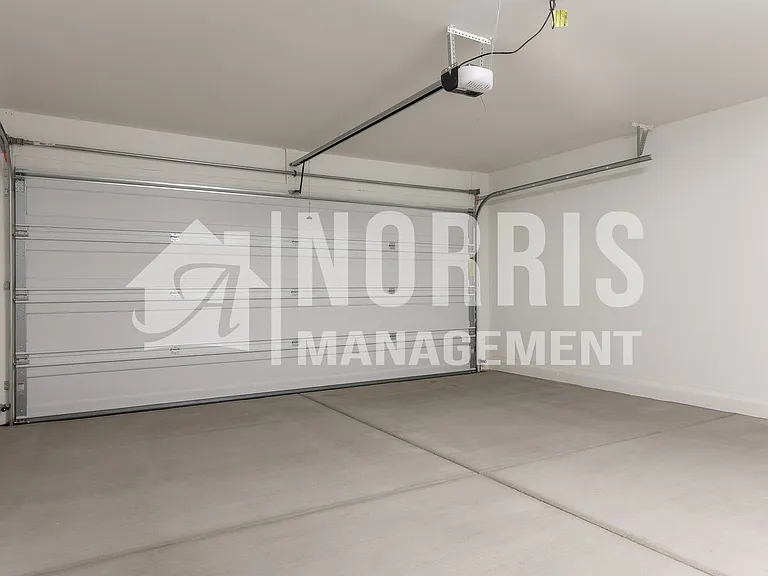 2897 N Rosewood Ln — Photo 29