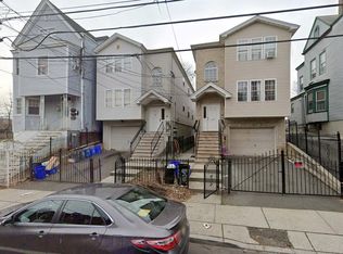 687 S 17th St FLOOR 2, Newark, NJ 07103