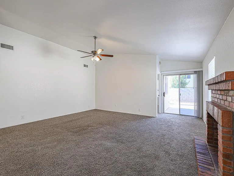 8865 W Morningside Dr — Photo 9