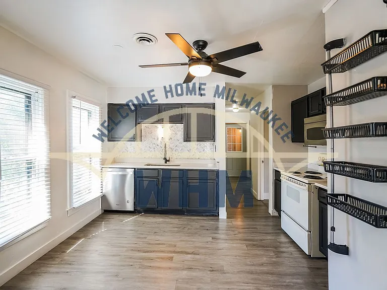4804 W Forest Home Ave — Photo 1