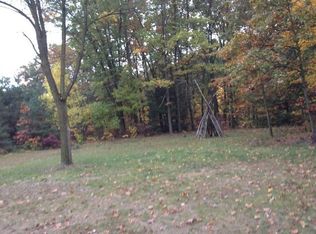 Hall Rd, Muskegon, MI 49442