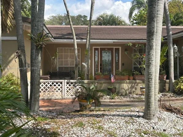 (undisclosed Address), Miami Lakes, FL 33014