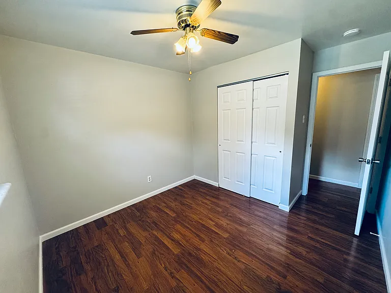 421 Lee Dr — Photo 22
