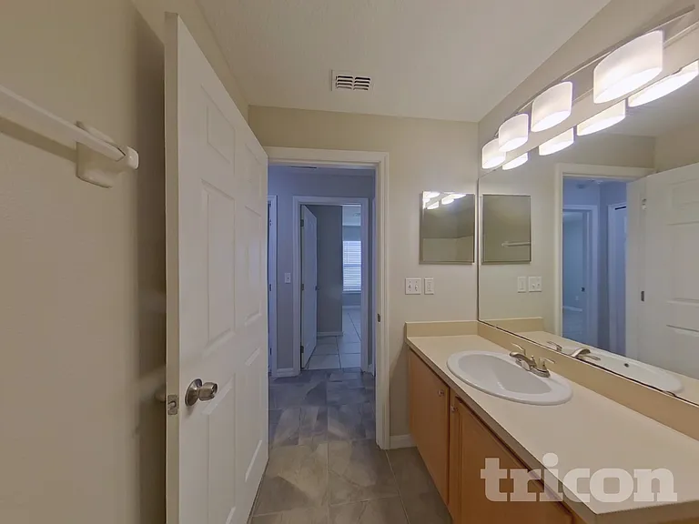 302 Anorak St — Photo 12
