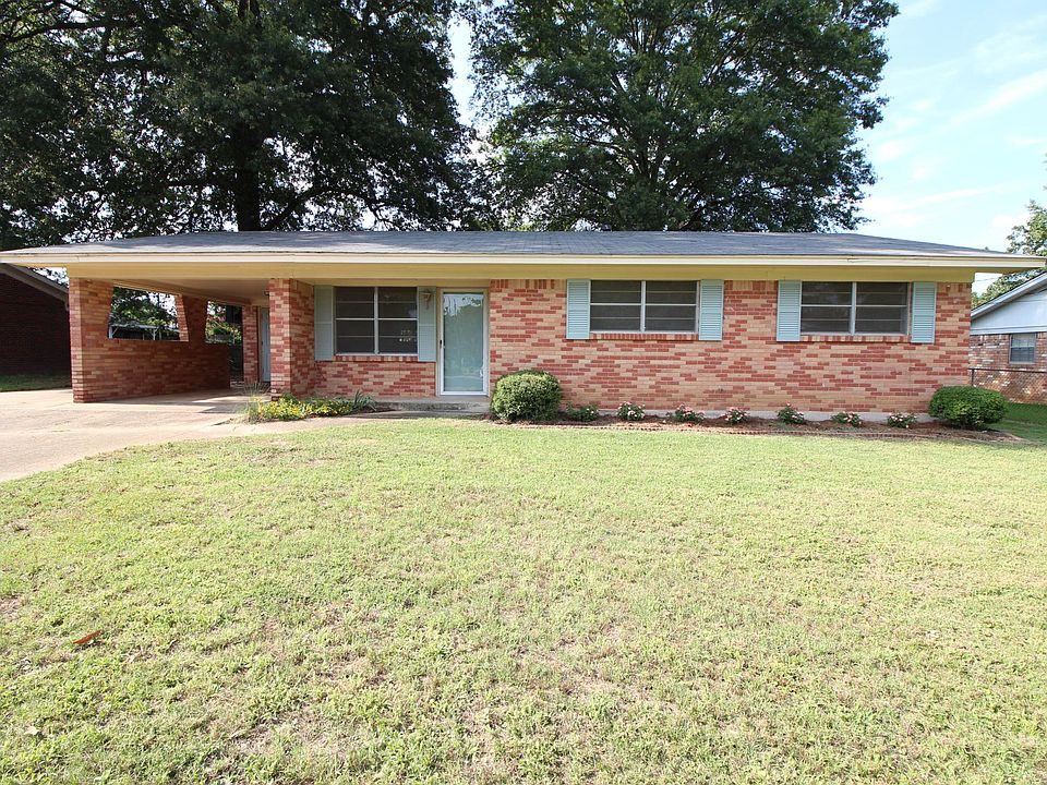 1st image of 215 W Greenfield Dr