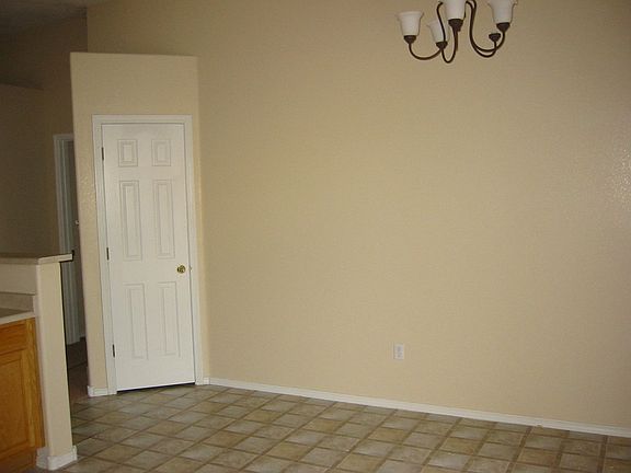 5th image of 5319 Feather Rock Pl NW