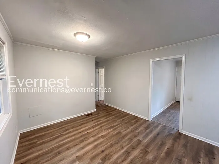 2746 Mary Ave — Photo 11