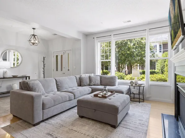 1530 Zarthan Ave S Unit 307, Saint Louis Park, MN 55416