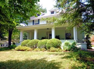 27 Primrose St, Chevy Chase, MD 20815