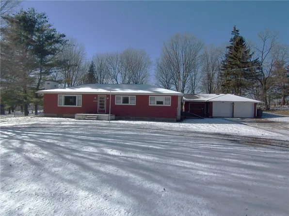 1553 Walworth Rd, Palmyra, NY 14522