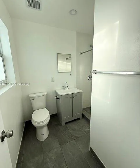 401 SE 10th St #REAR — Photo 7