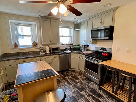 2nd image of 10 Orlando Ave #3