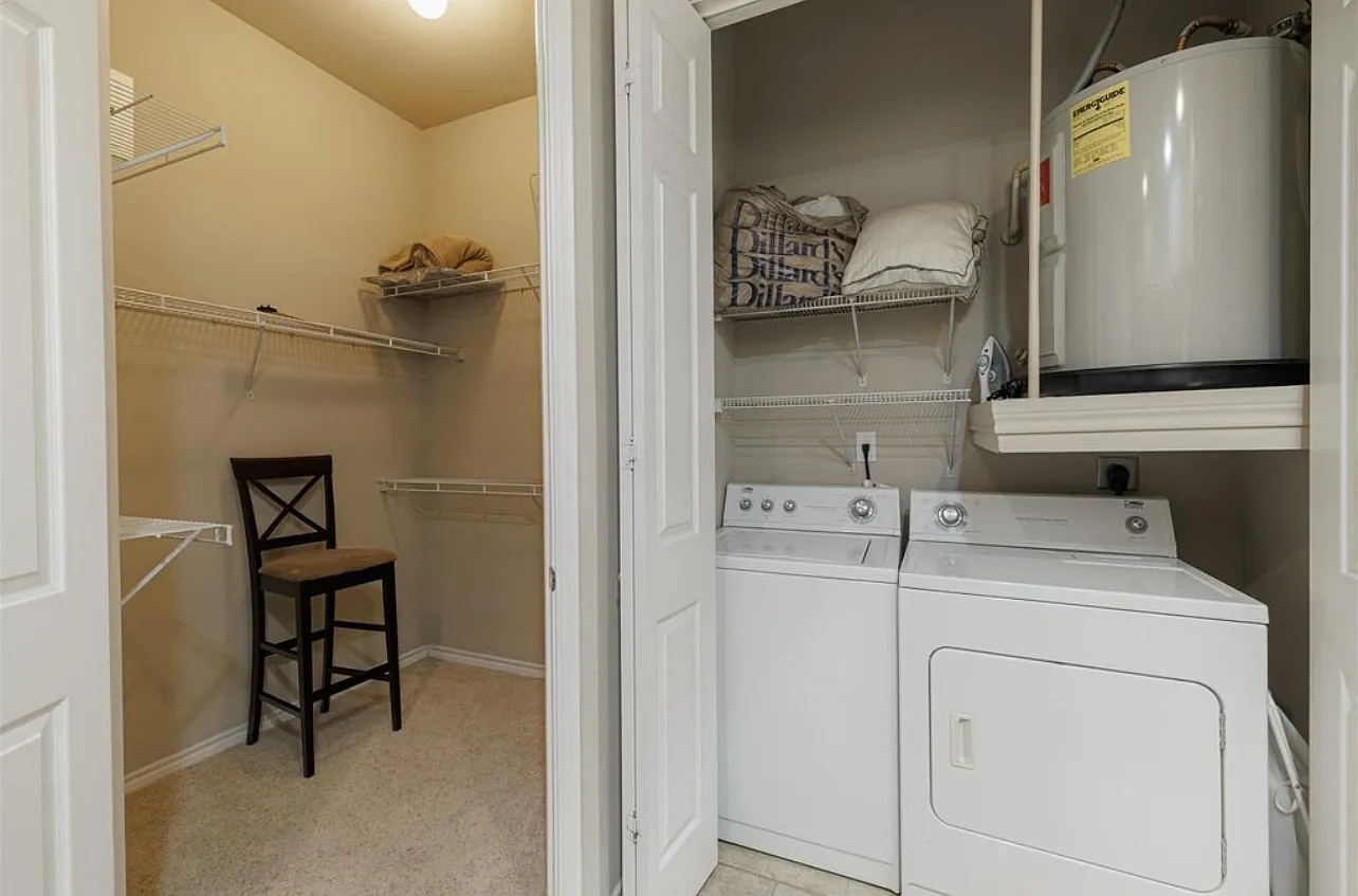 1 bed, 664 sqft, $1,900 — Photo 2