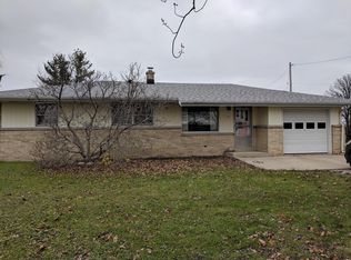 10112 W Five Mile Rd, Franksville, WI 53126