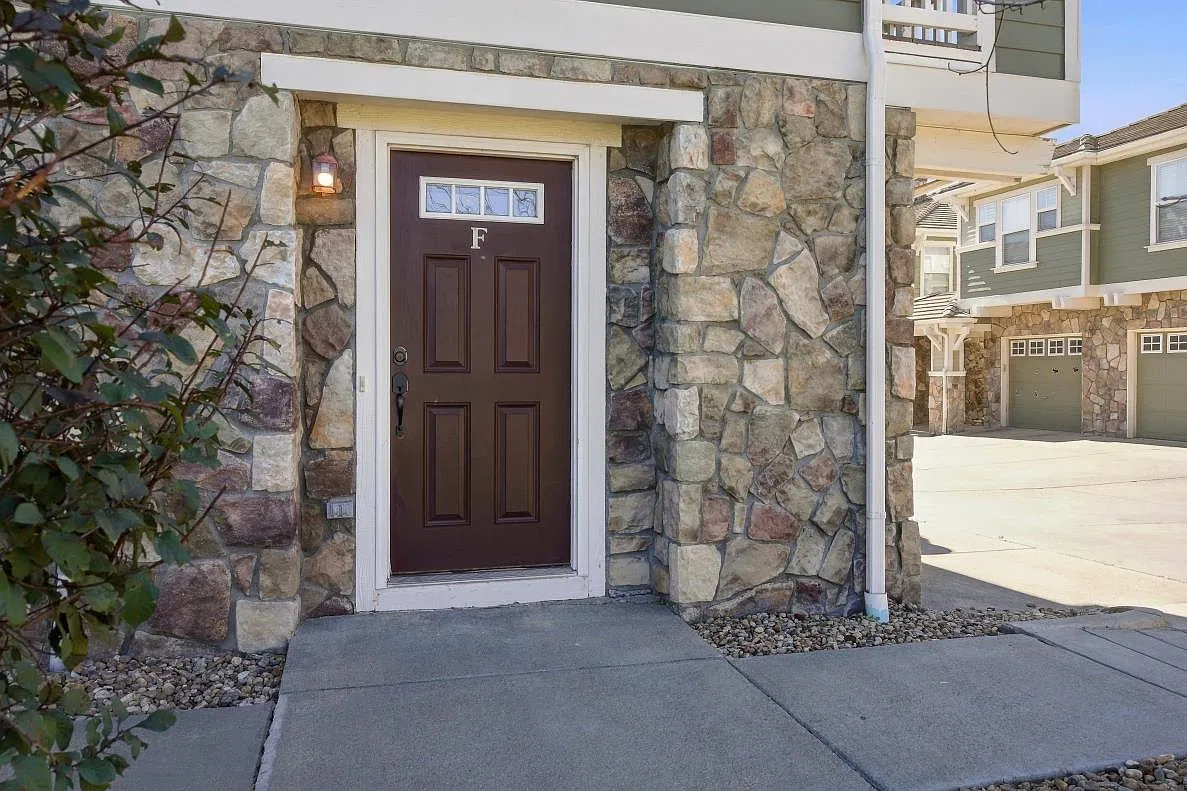 12839 Mayfair Way — Photo 2
