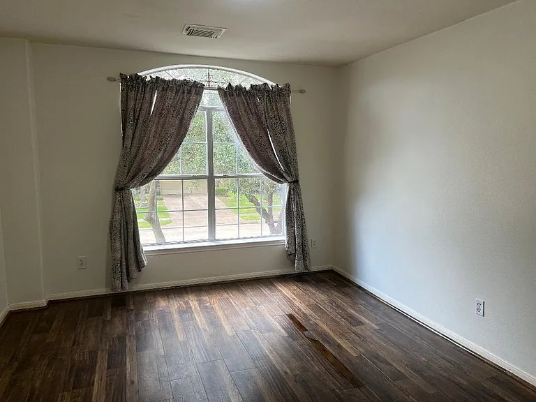 25210 Spring Iris Ln — Photo 11