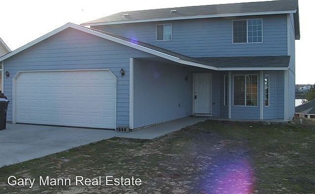 1st image of 1013 W Windrose Dr
